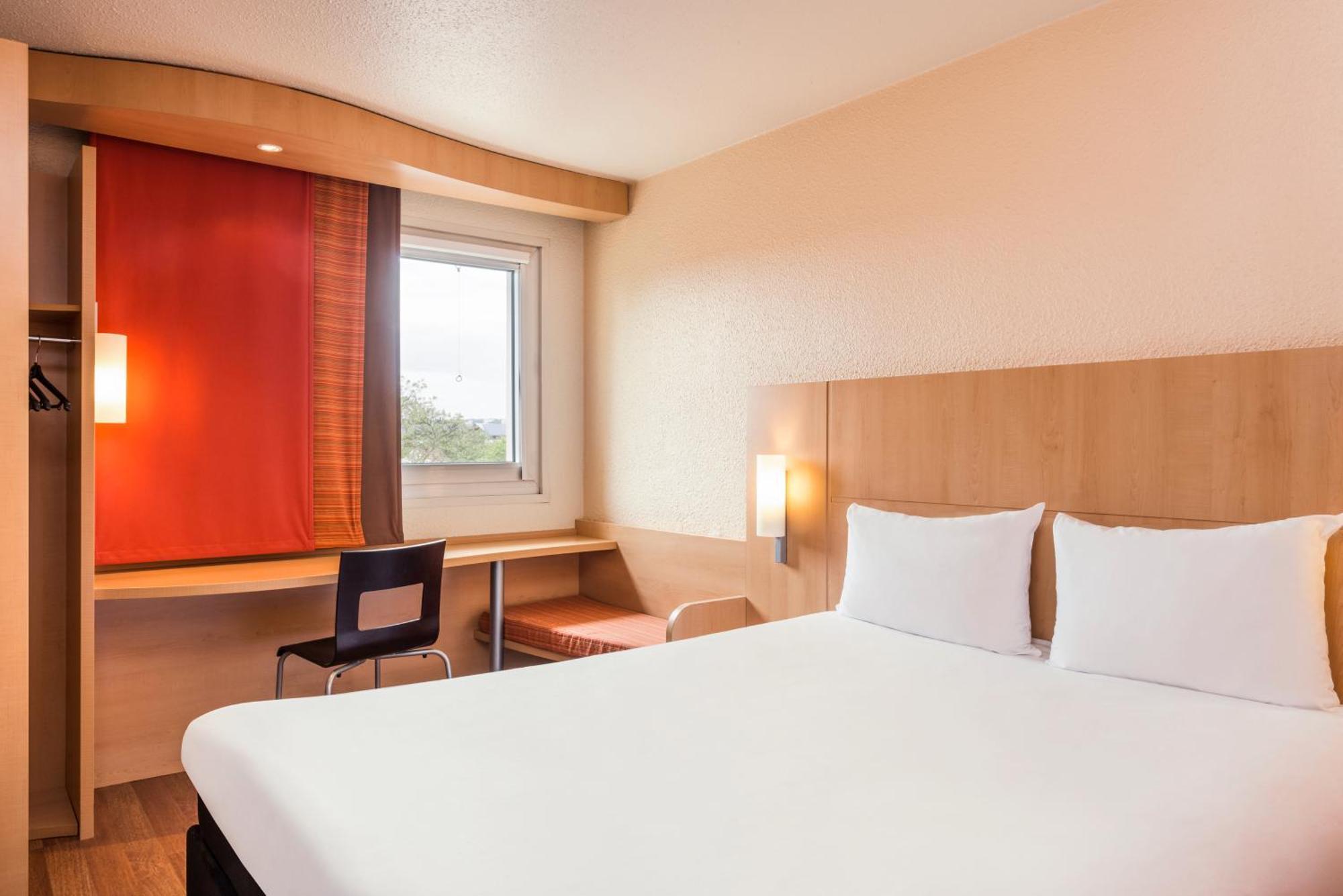 Ibis Beauvais Aeroport Hotell Exteriör bild