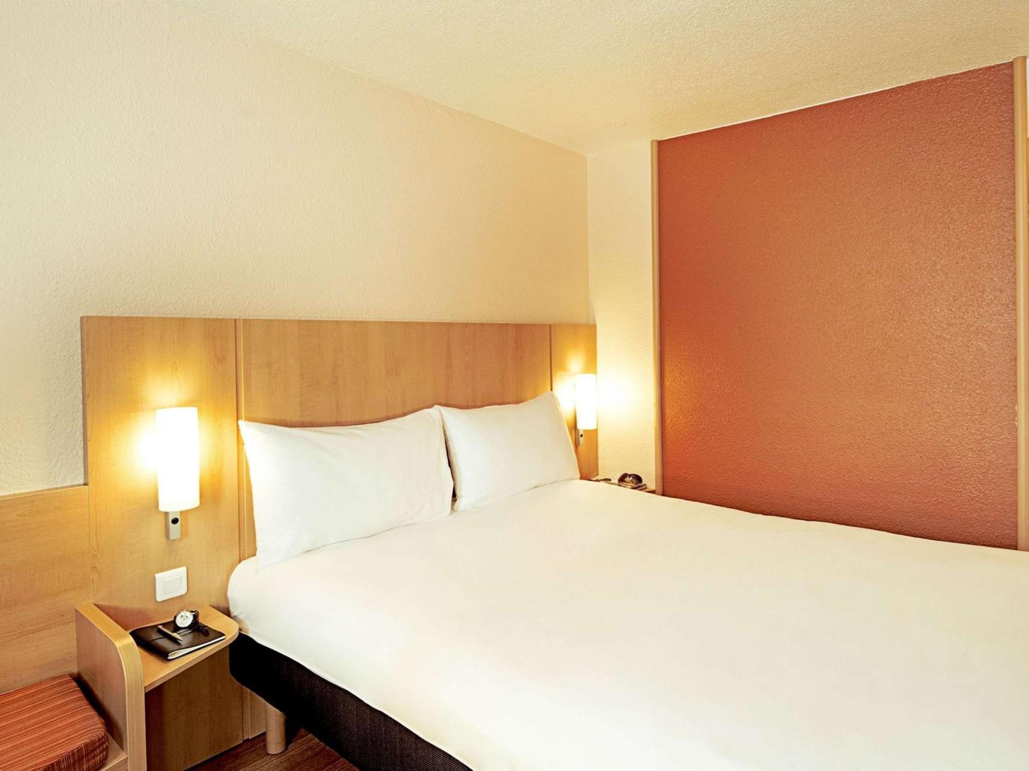 Ibis Beauvais Aeroport Hotell Exteriör bild